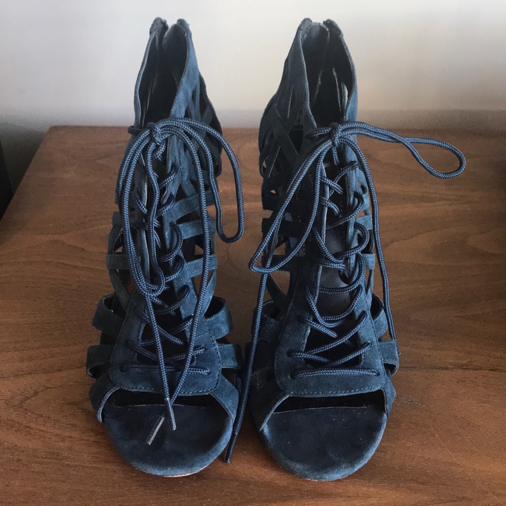 Pour La Victoire | Suede Lace Up Pumps